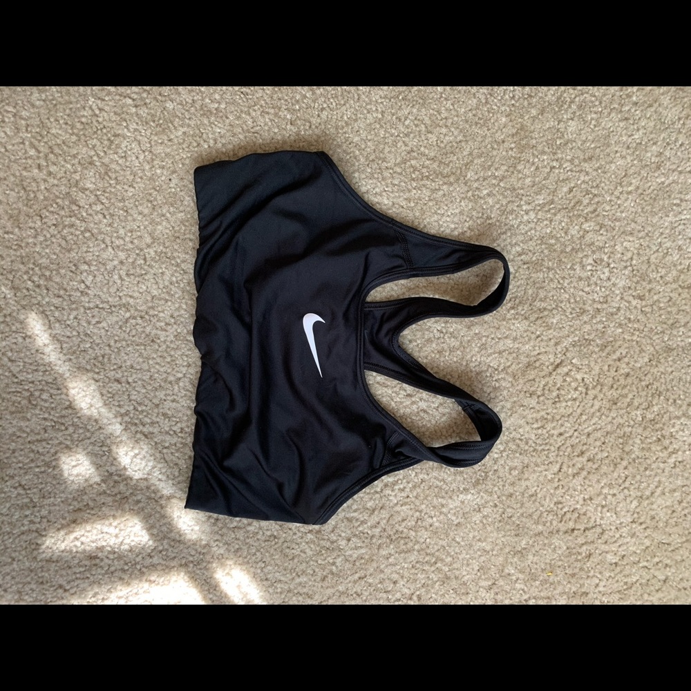 Nike pro sports bra